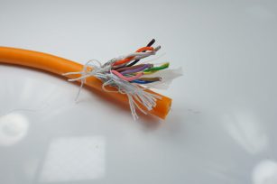 信号线和普通屏蔽线的区别